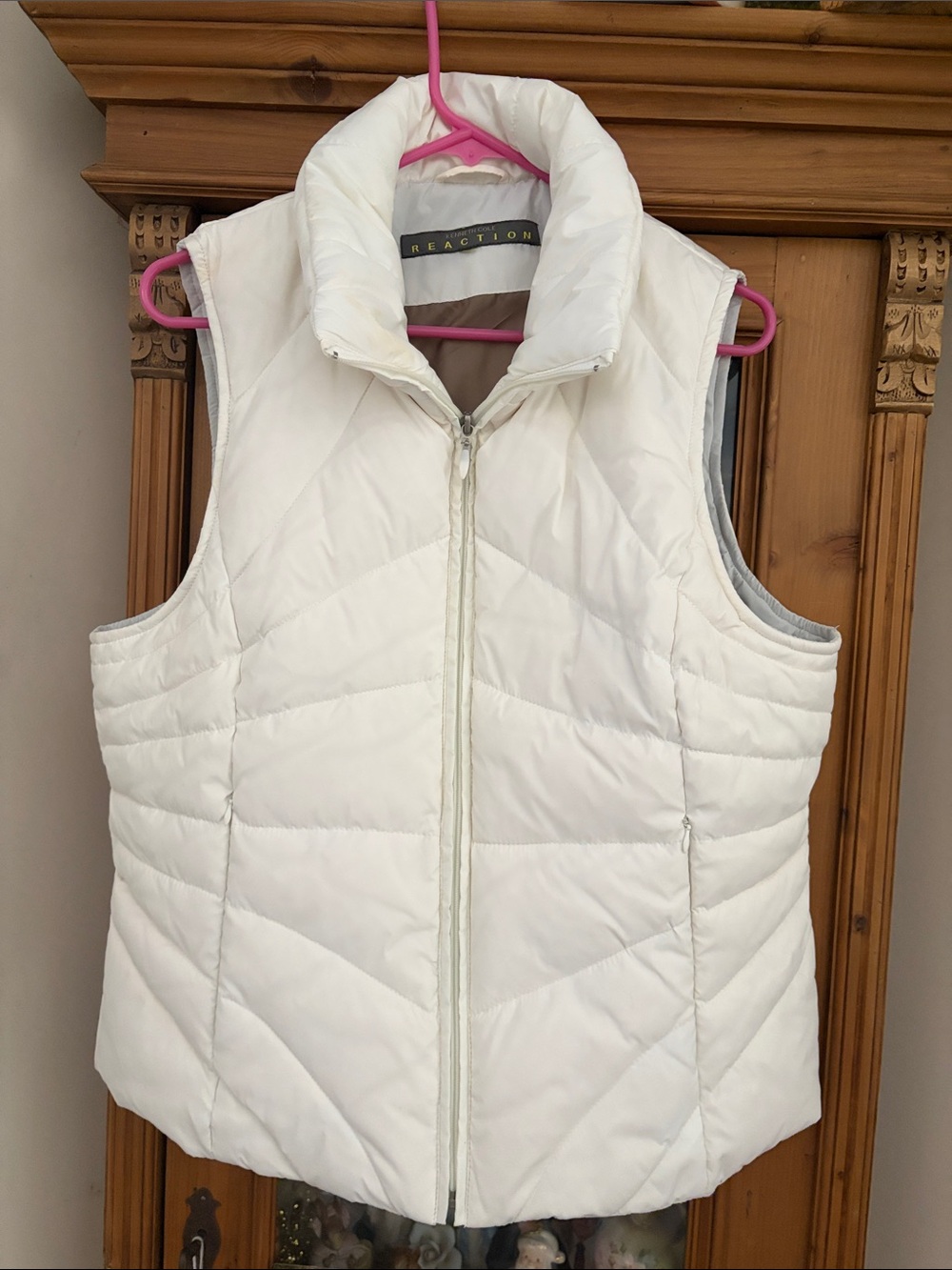 Kenneth Cole Reaction White Quilted Puffer Vest with Stand Collar